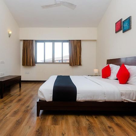 ดิสคัฟเวอร์ รีสอร์ต Hotel เนราล ภายนอก รูปภาพ