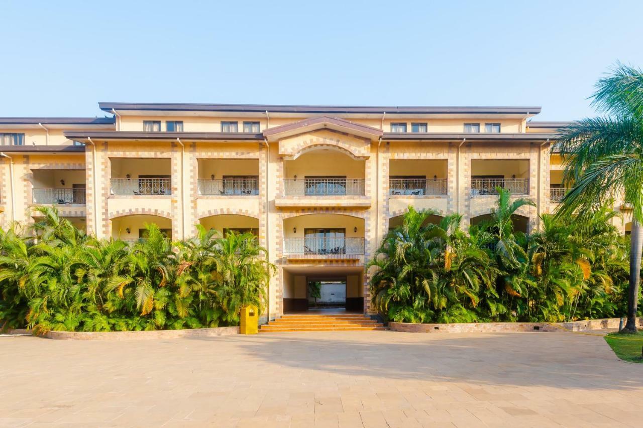 ดิสคัฟเวอร์ รีสอร์ต Hotel เนราล ภายนอก รูปภาพ